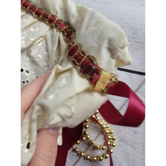 Vintage Victoian Diva Heel Christmas Stocking Tapestry Material - Picture 10 of 11